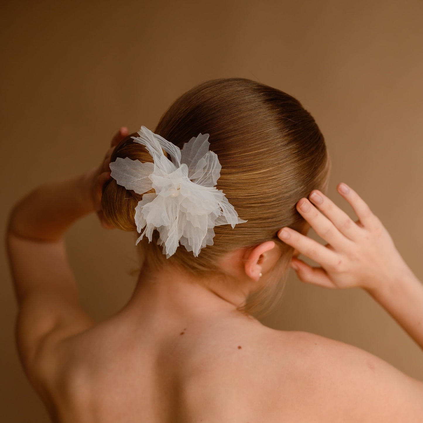 Organza Flower & Pearl Pin