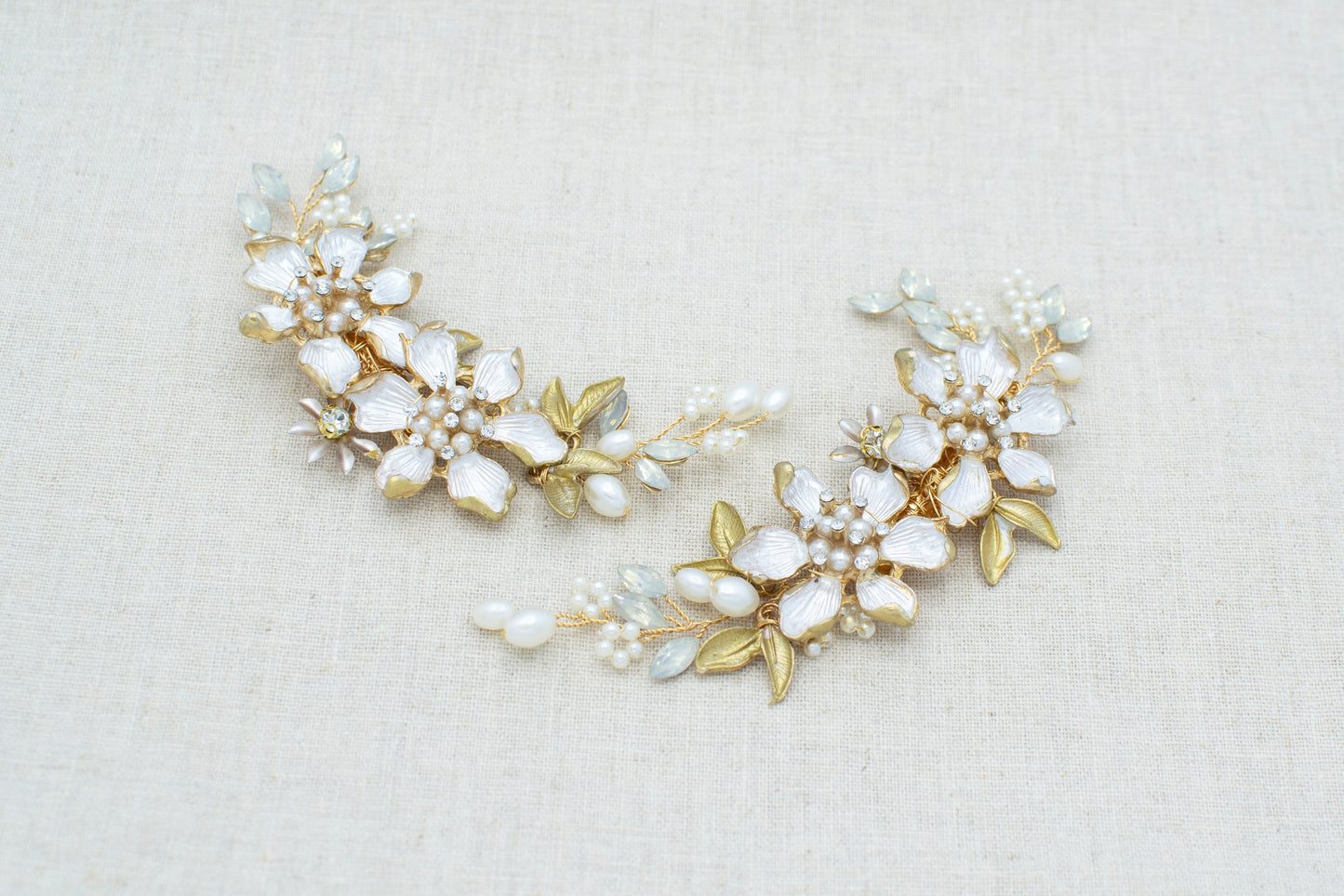 Clip de flores con perlas