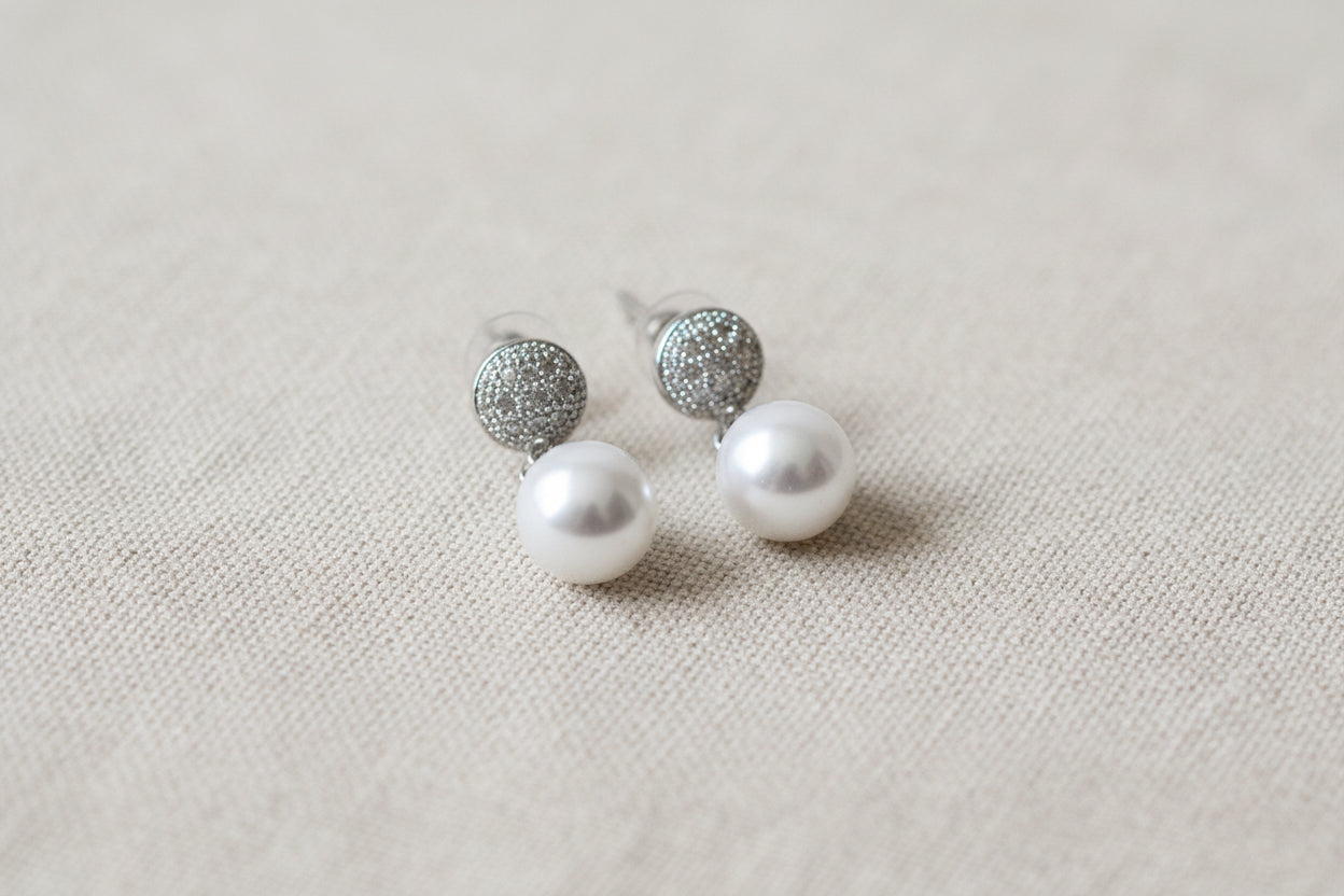 Sphere Pearl Drop