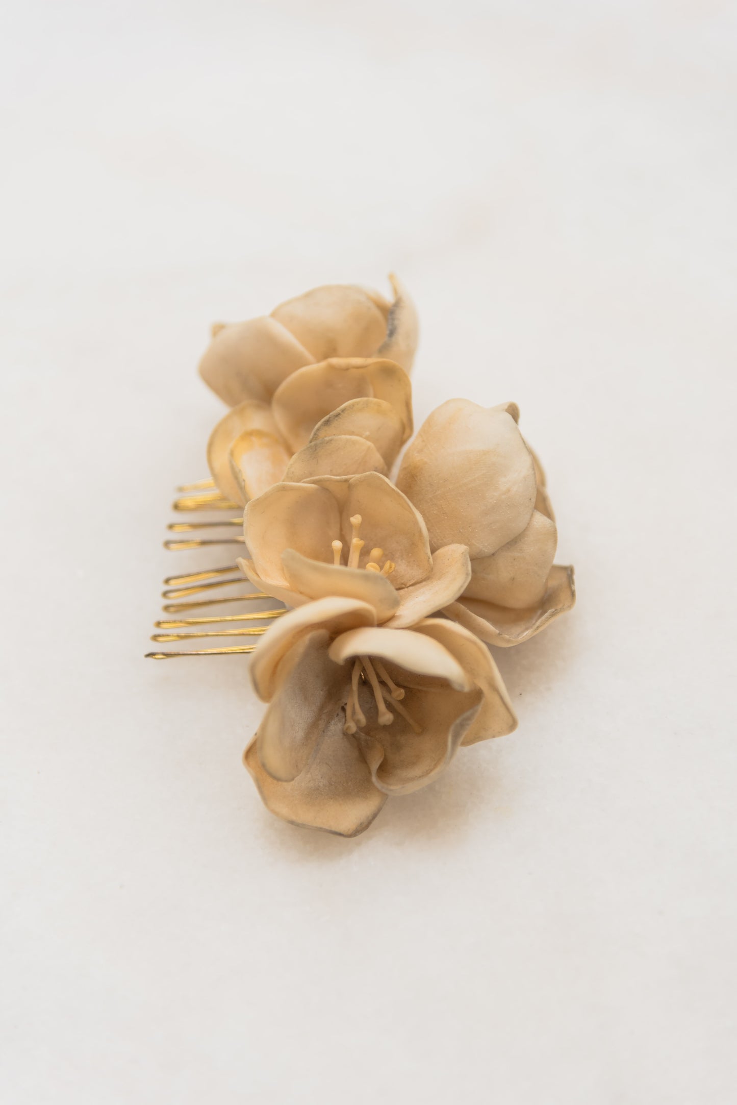 Magda Beige Hair Comb