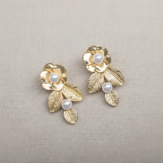 Gold Flowers & Pearl