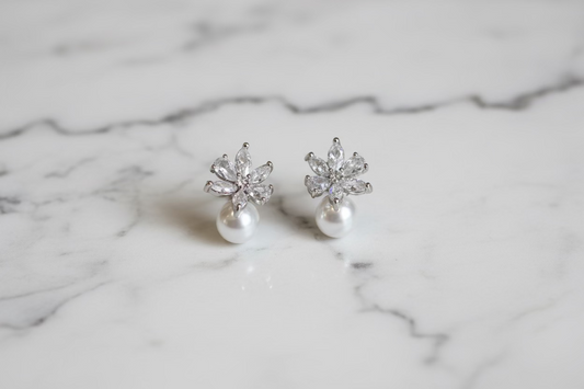 Aretes flower Pearl
